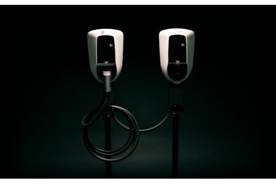 Provide your customers clean - reliable EV charging at your business without grid fees, with a Solo Generator - the true off grid energy solution.